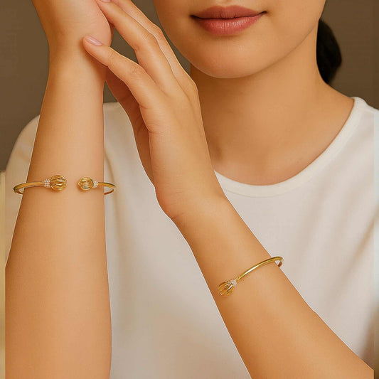 Avaria Cuff Diamond Bracelet in 18KT Gold