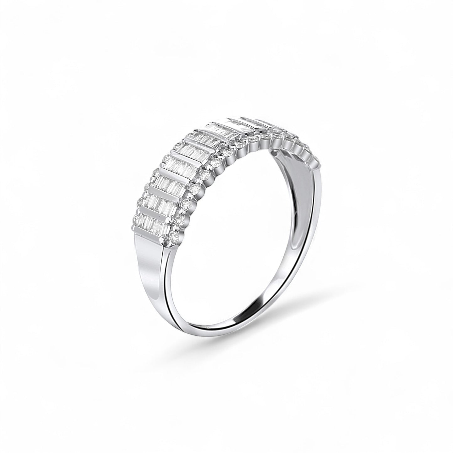 Tobo Baguette Diamond Band in 18K Gold