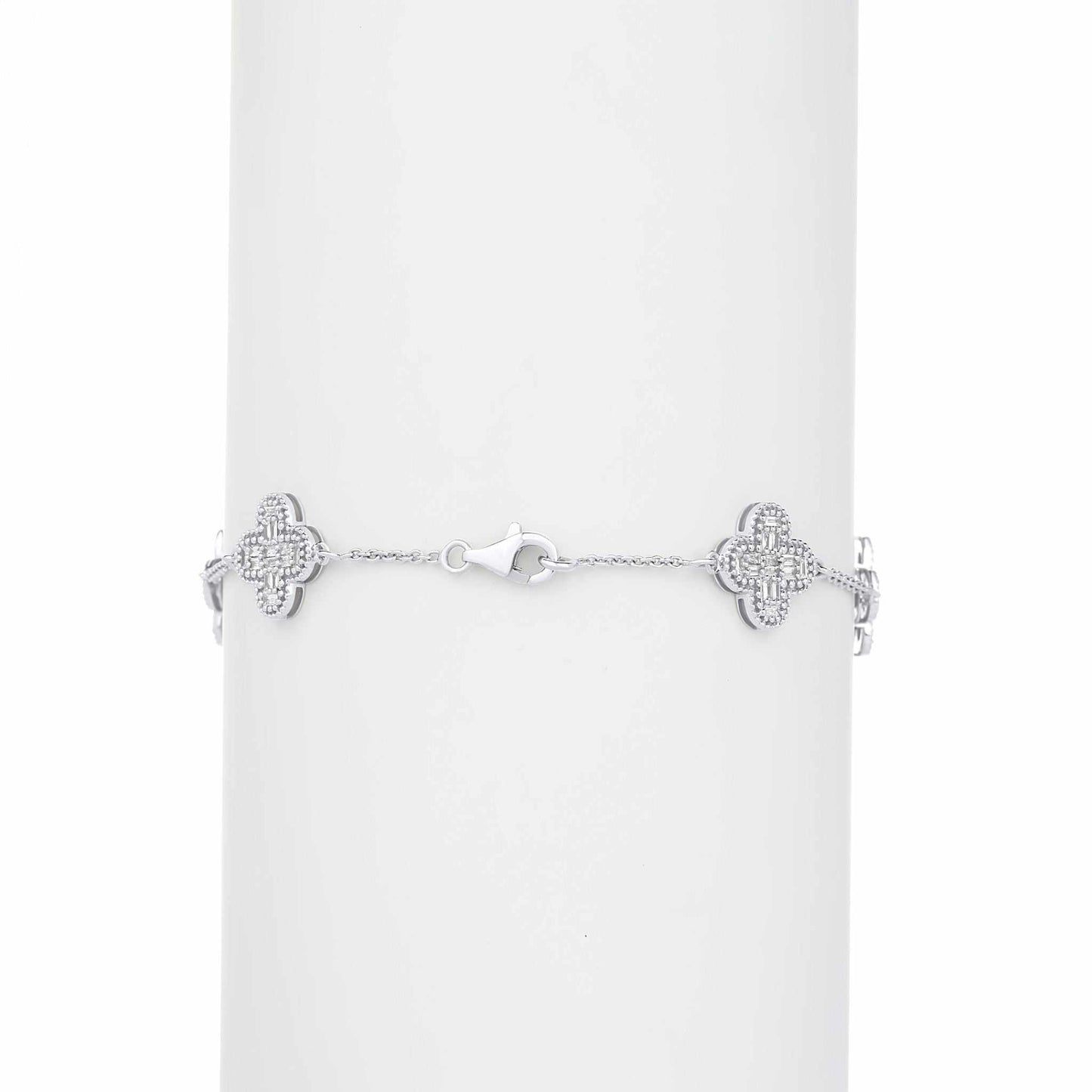 Baguette Clover Diamond Bracelet in 18KT Gold