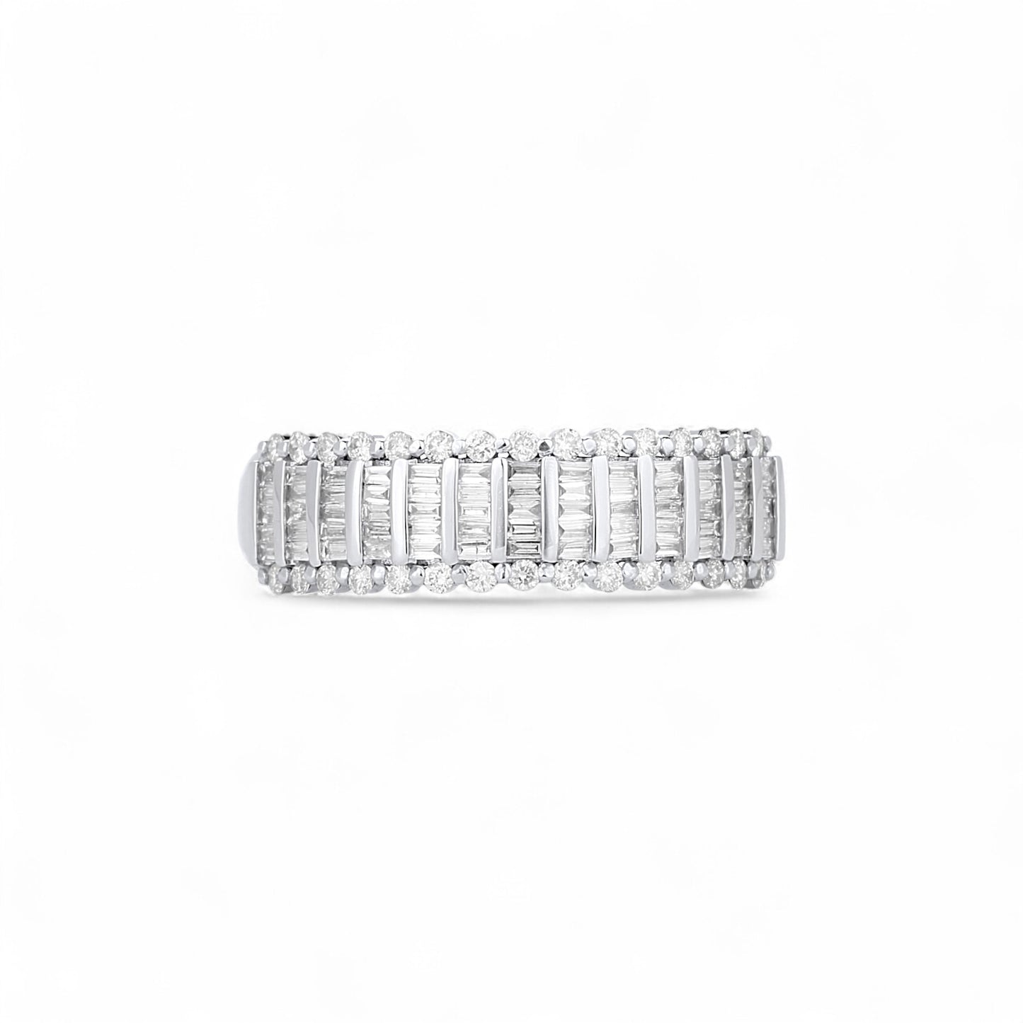 Tobo Baguette Diamond Band in 18K Gold