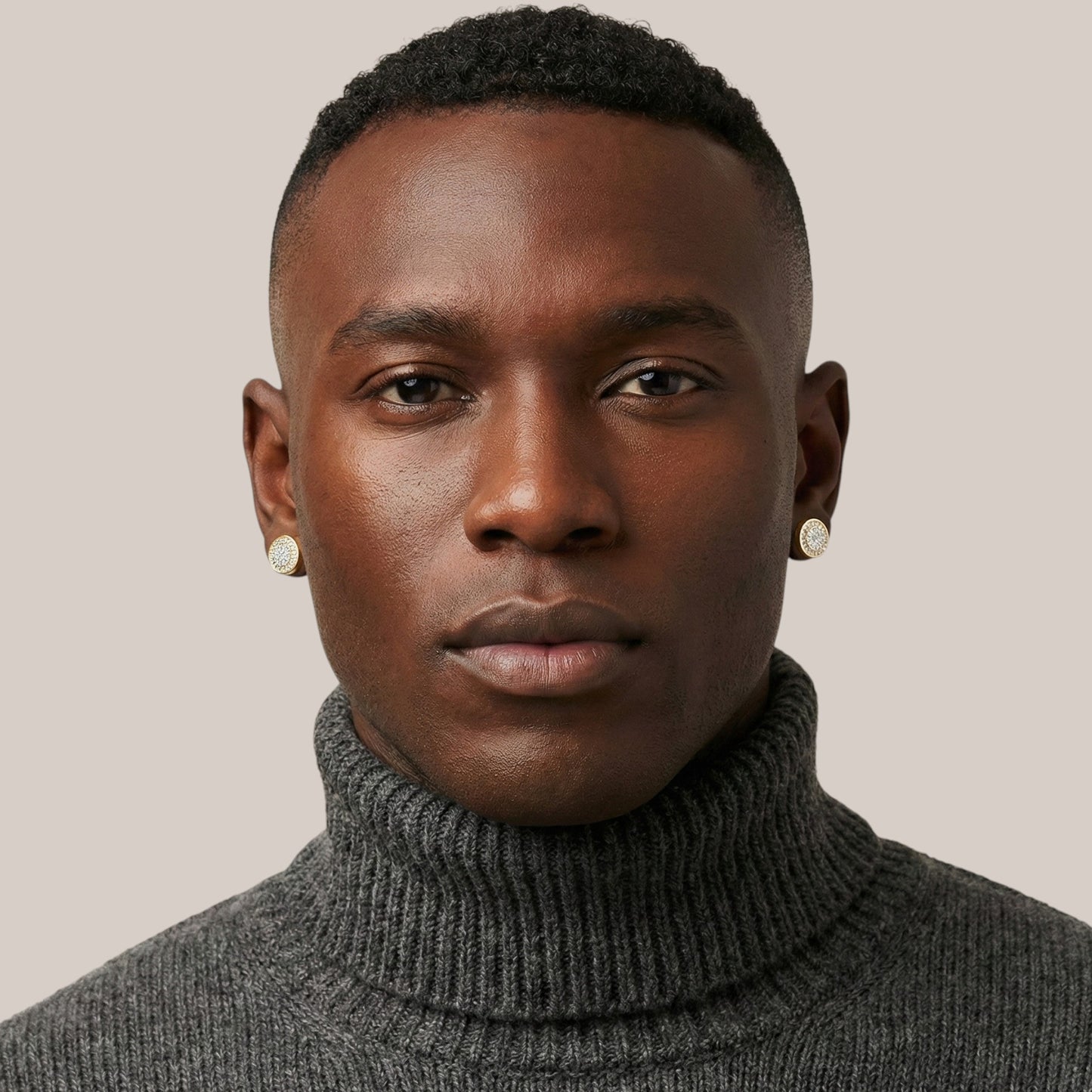 Linear Round Cluster Natural Diamond Stud Earrings in 18KT Gold