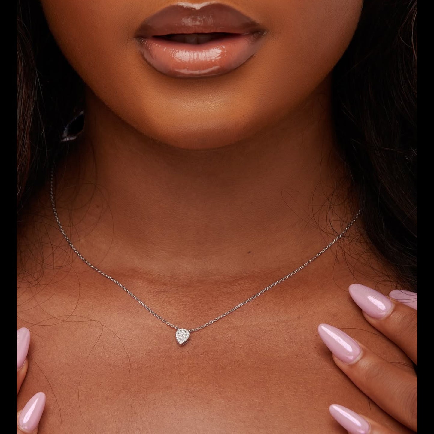 Velar Pear Shape Diamond Pendant Necklace in 18KT Gold