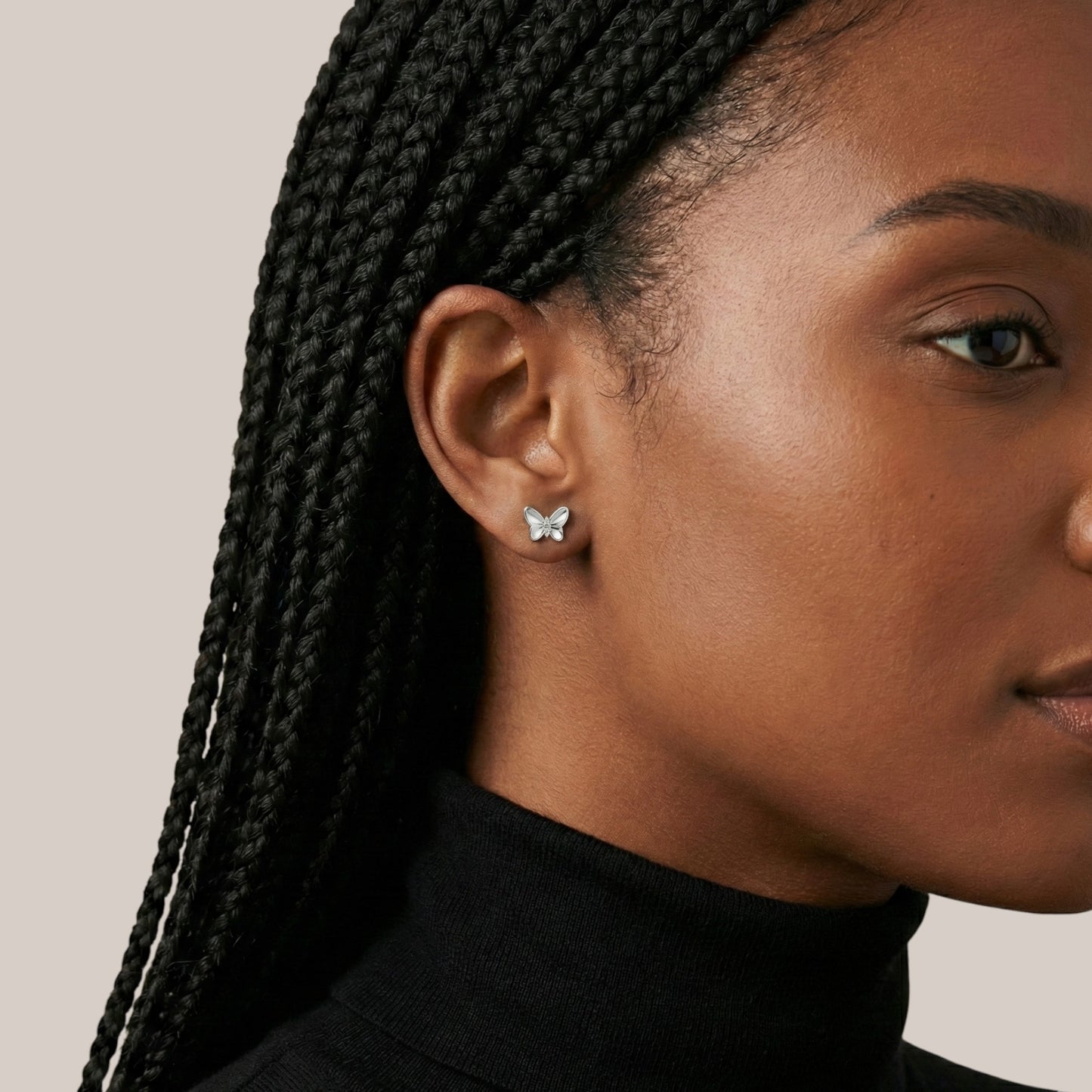 Flutura Butterfly Natural Diamond Earrings in 18KT Gold