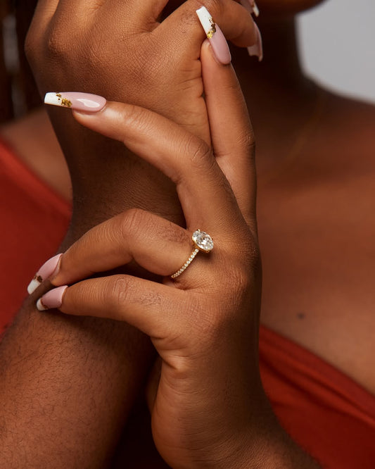 Fay Oval Cut Moissanite & Natural Diamond Engagement Ring in 18K Gold