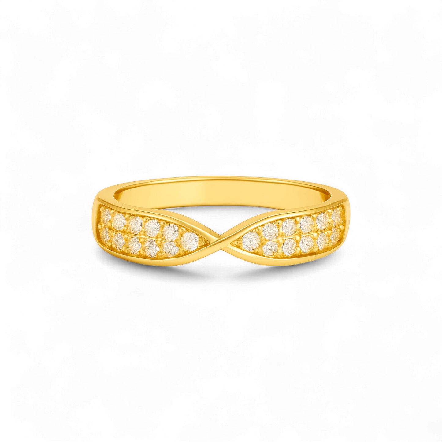 Paris Natural Diamond Band in 18KT Gold