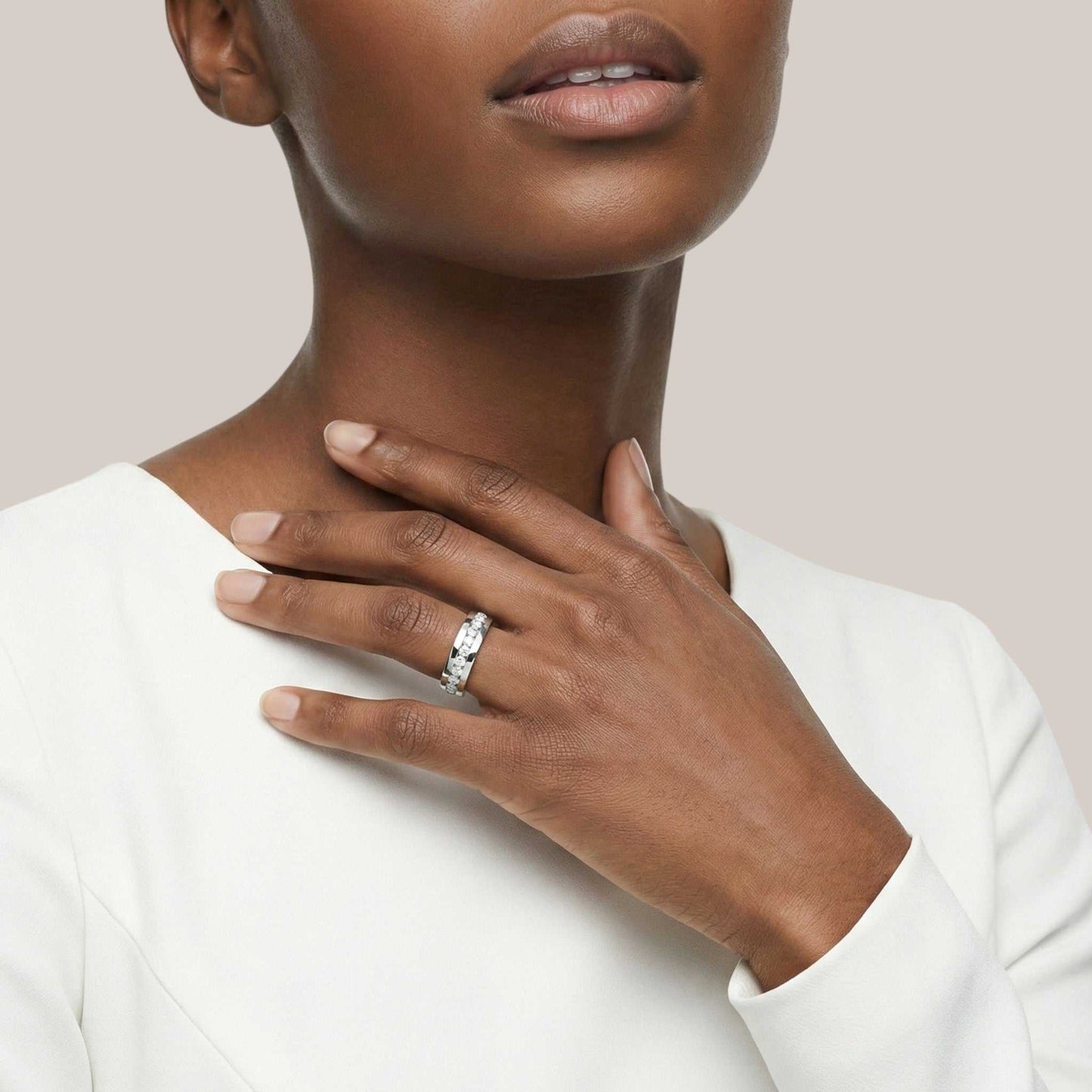 Chanel Natural Diamond Band in 18KT Gold