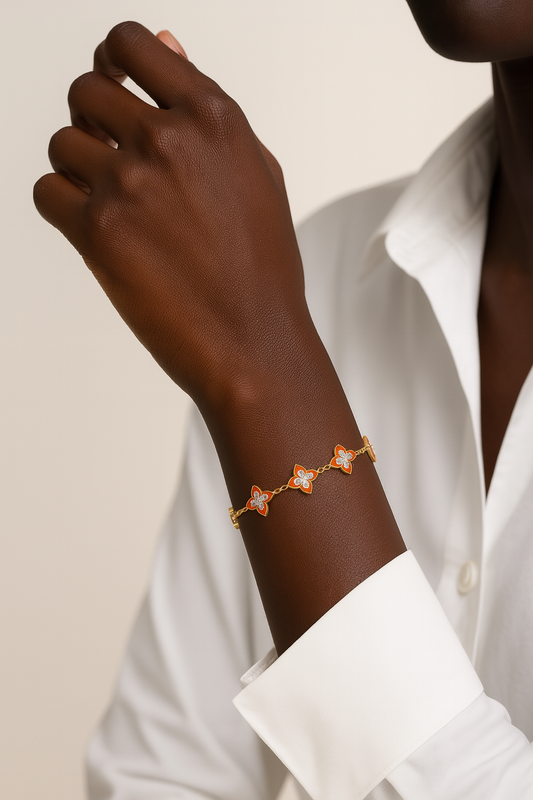 6 Clover Dual Diamond Bracelet in 18K Gold
