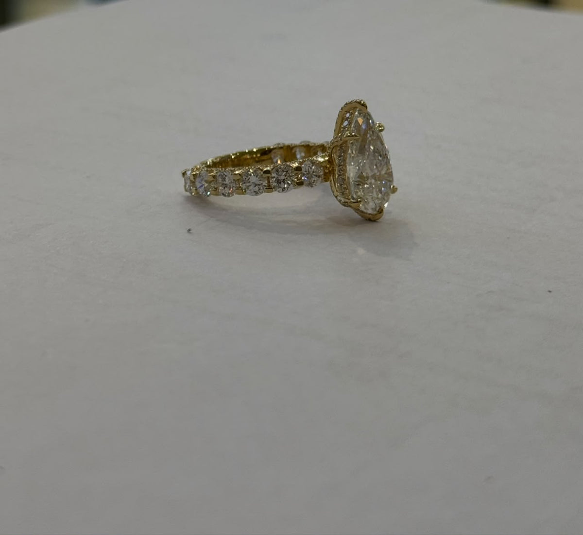 Aura Pear Lab Grown Diamond Engagement Ring in 18K Gold