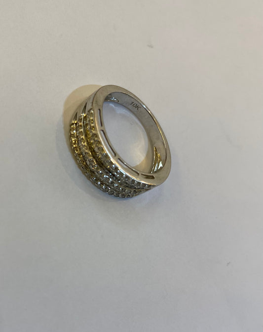 2 Rows Baguette Cut Diamond Band in 18K Gold
