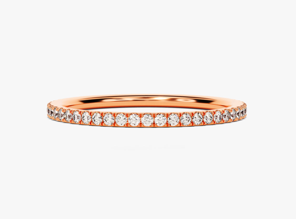 3D Diamond Pave Band in 18K Gold