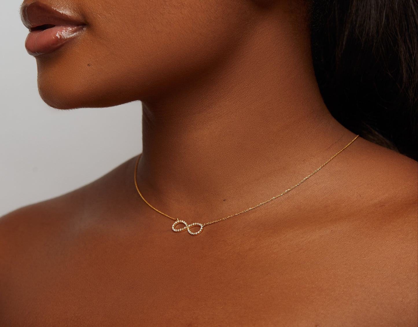 Infinity Diamond Necklace in 18K Gold