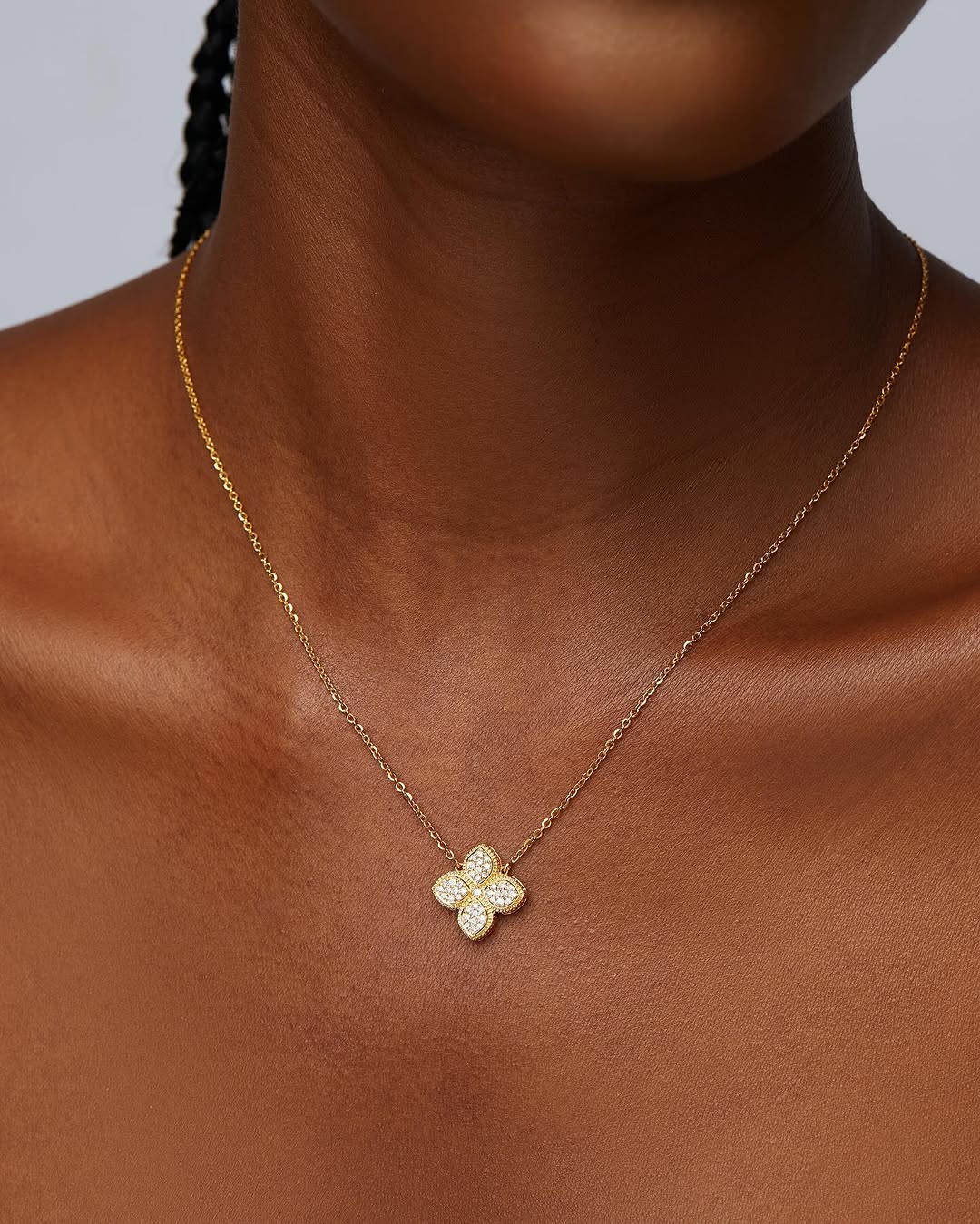 Nora Natural Diamond Necklace in 18k Gold