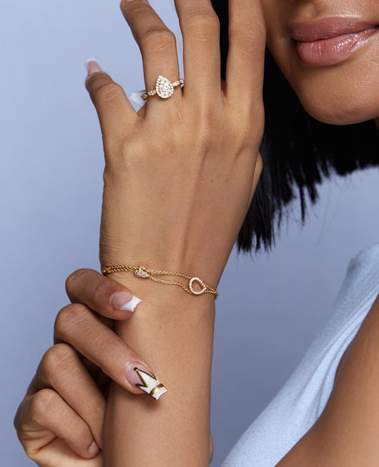 Lumina Pear Shape Diamond Cluster Bracelet in 18K Gold