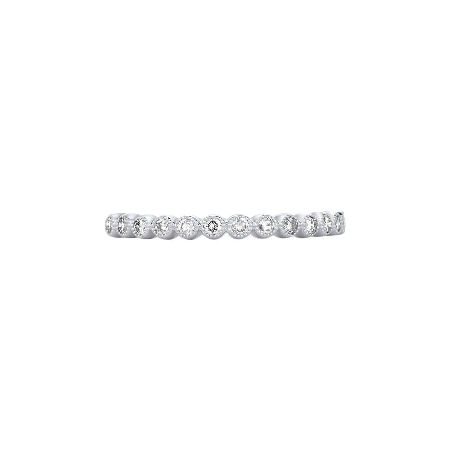 Lucy Diamond Band in 18K Gold
