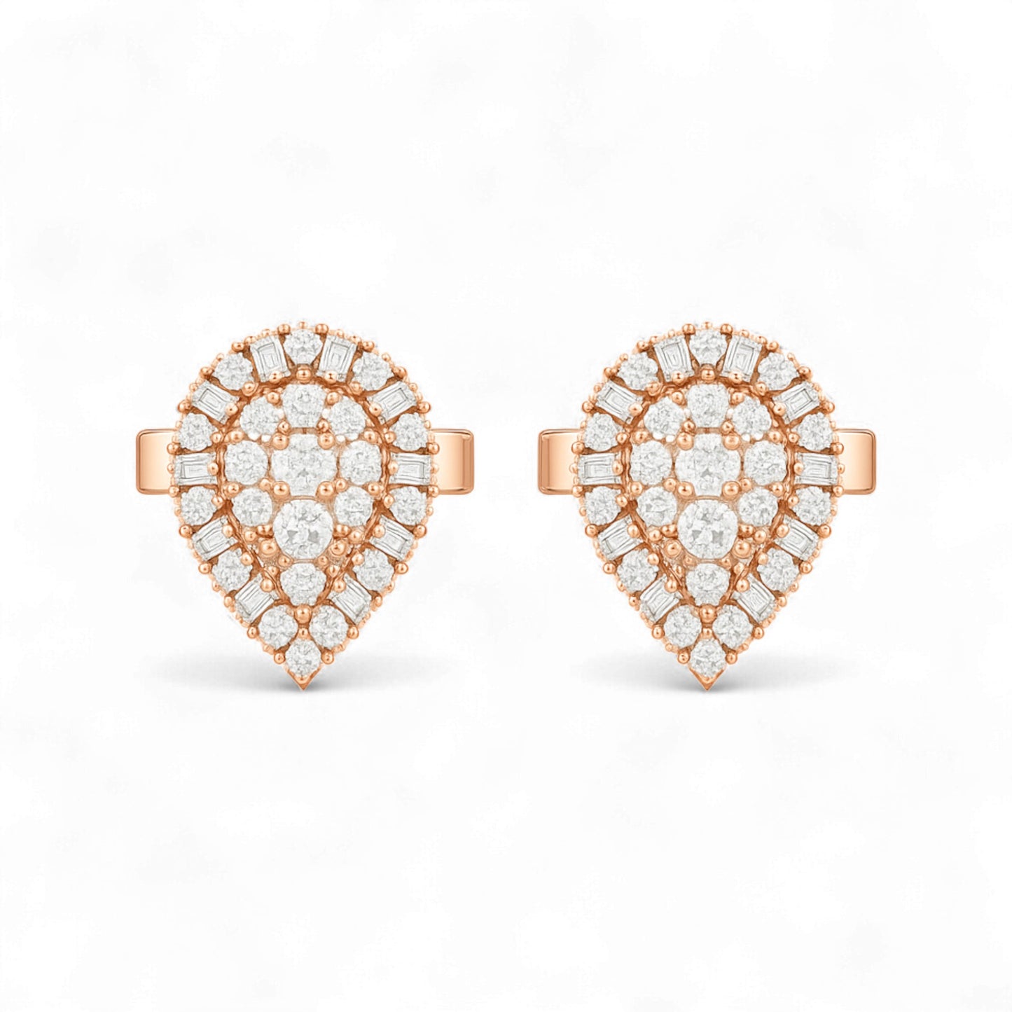Velar Diamond Stud Earrings in 18K Gold
