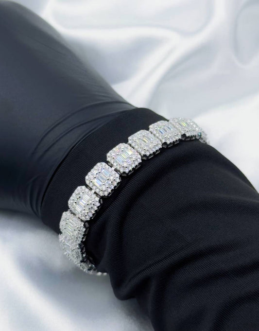 Timi Baguette Moissanite Tennis Bracelet in 925 Sterling Silver