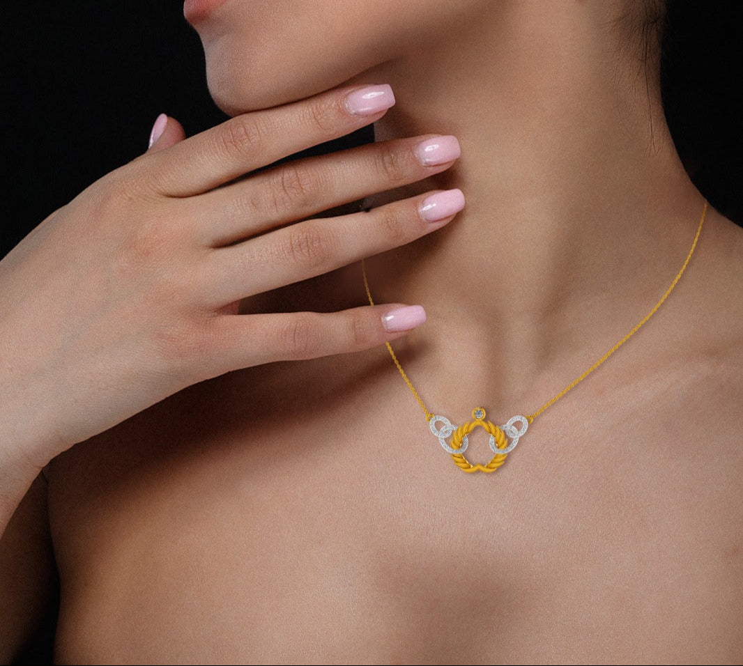 Laurel Harmony Natural Diamond Necklace in 18K Gold