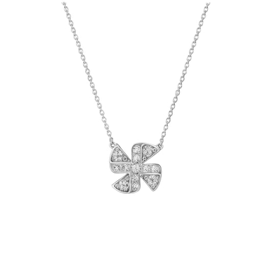 Willow Natural Diamond Clover Pendant Necklace in 18KT Gold
