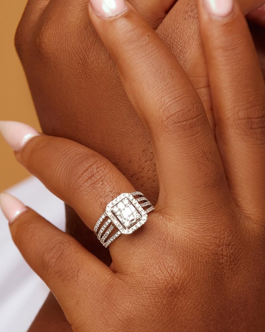 Royal Lovely Emerald Cut Natural Diamond Engagement Ring in 18K Gold