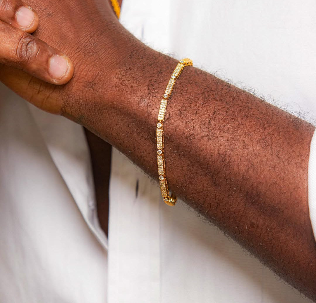 Aman Diamond Bracelet in 18K Gold