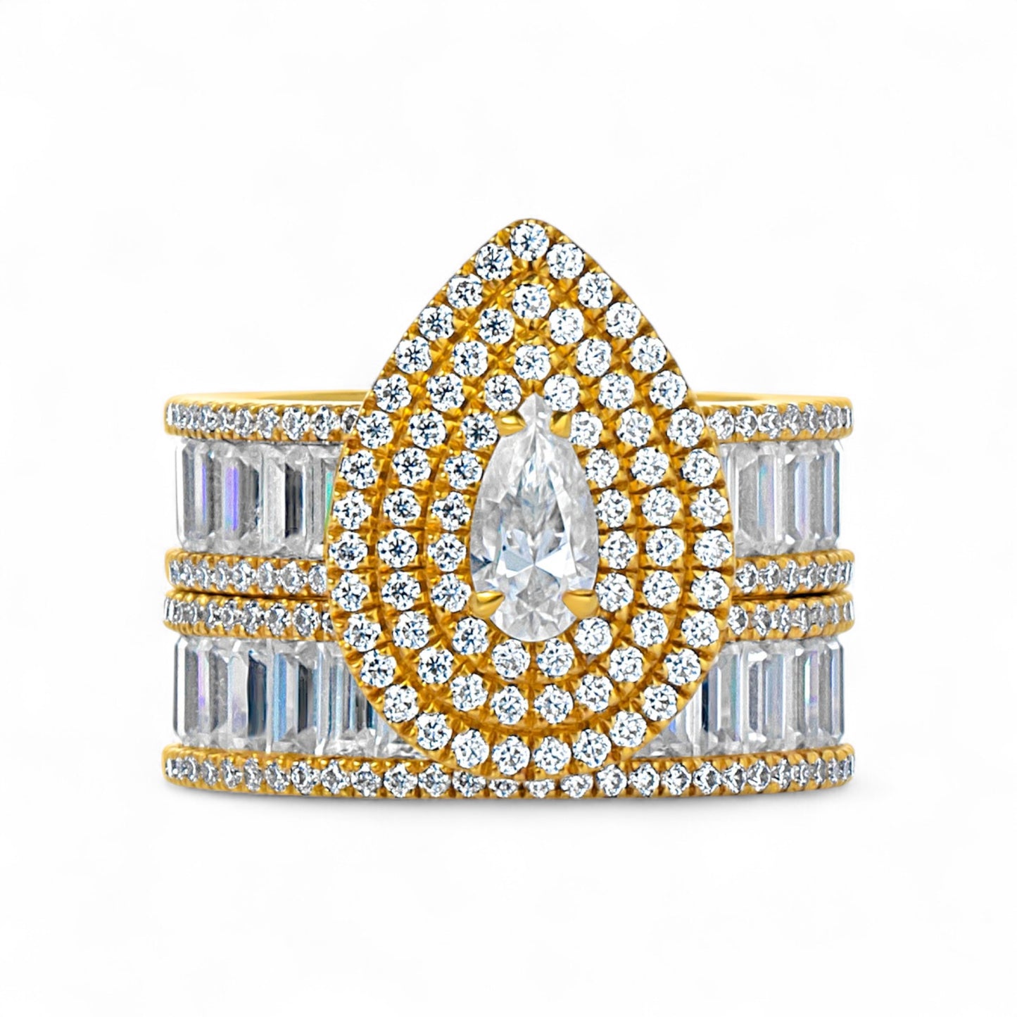 Doris Pear Cut Pavé Natural Diamonds Bride Set in 18K Gold