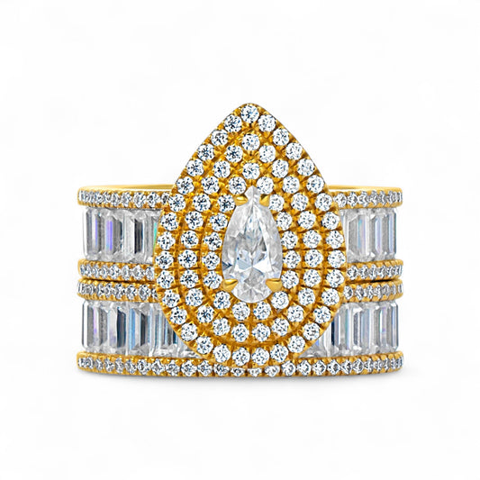 Doris Pear Cut Pavé Natural Diamonds Bride Set in 18K Gold